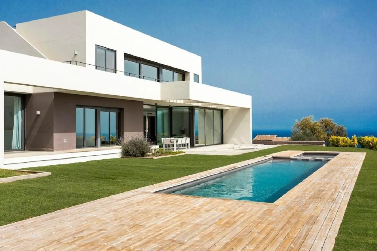 Espectacular Villa Con Interior De Ensueno Girona Daire